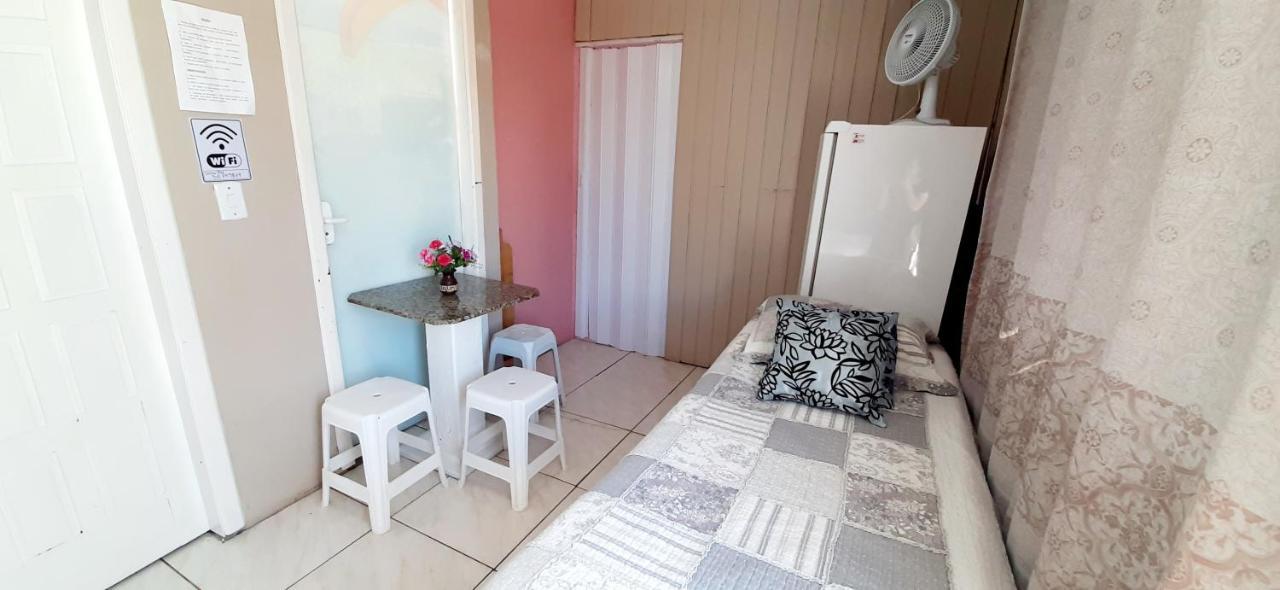 Kitnet K1 Em Torres-Rs - Na Mais Bela Praia Gaucha - Cozinha - Banheiro - Ar Condicionado - Smart Tv 32' - Wi-Fi - Anfitria Superhost No Bnb Luaran gambar