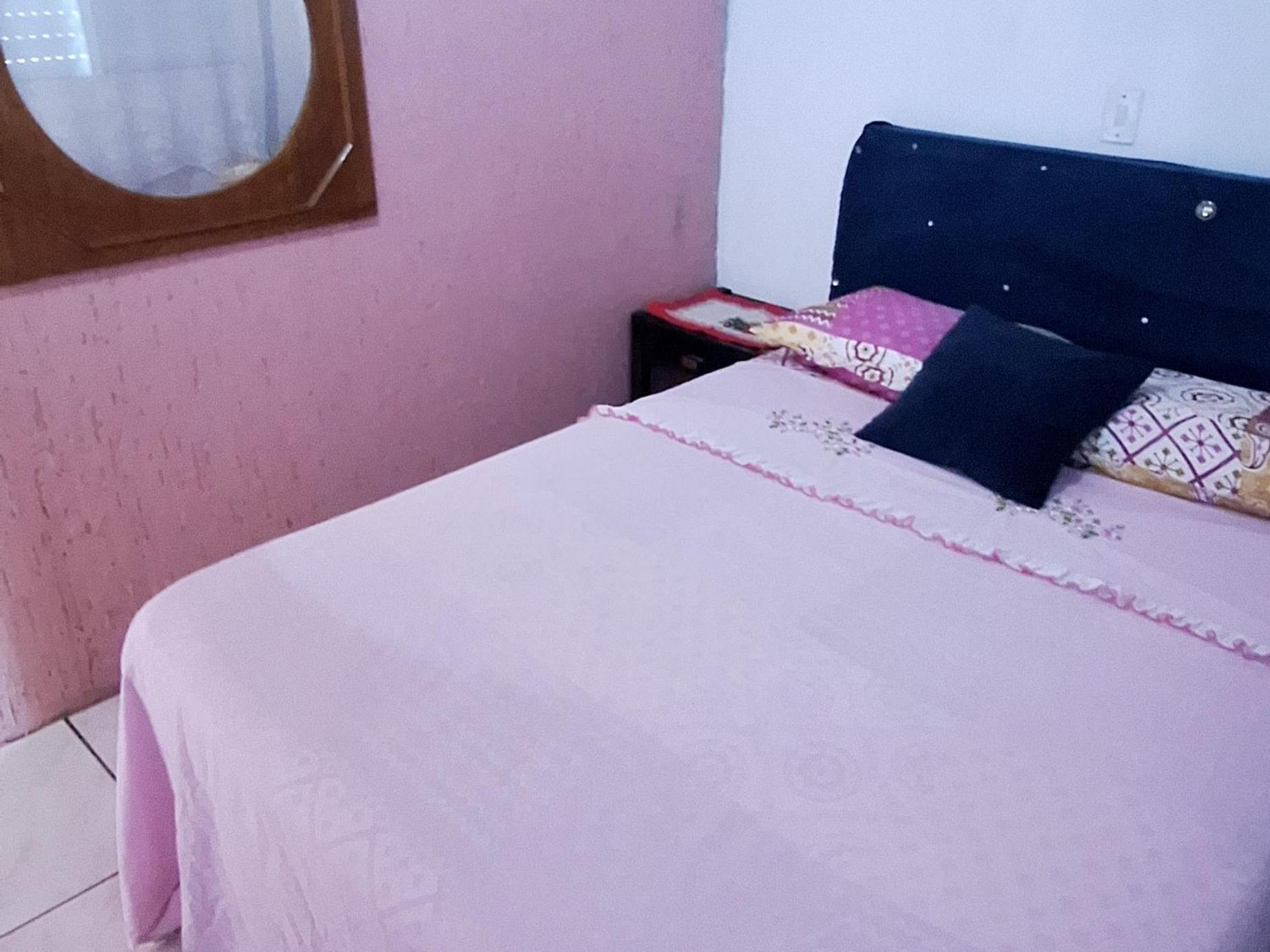 Kitnet K1 Em Torres-Rs - Na Mais Bela Praia Gaucha - Cozinha - Banheiro - Ar Condicionado - Smart Tv 32' - Wi-Fi - Anfitria Superhost No Bnb Luaran gambar